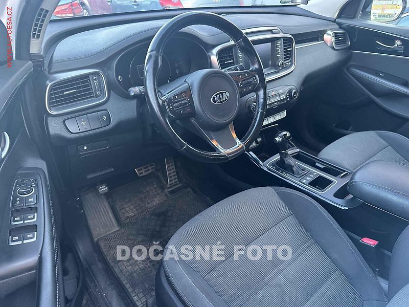 Kia Sorento (2017) 2.2CRDi 4x4, ČR, AT, bixen - fotka 3 z 3