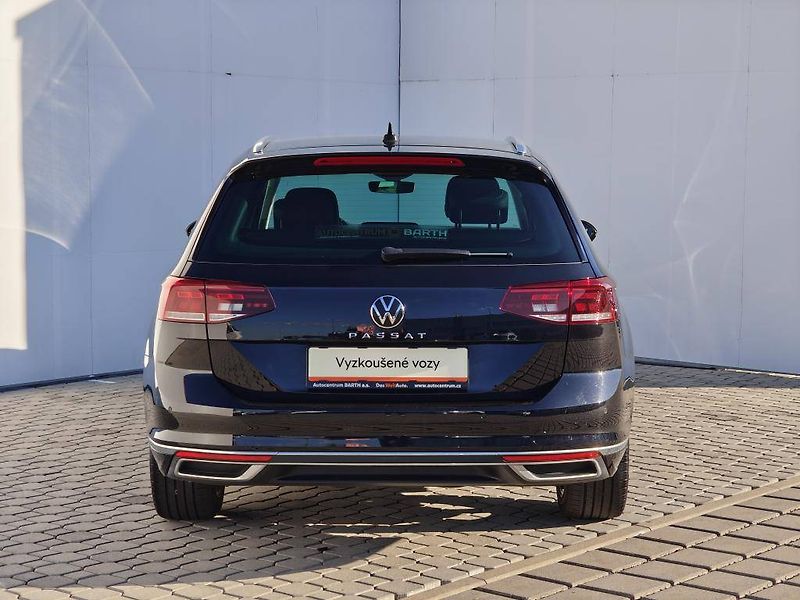 Volkswagen Passat Elegance 6G 2,0TDi - fotka 22 z 23
