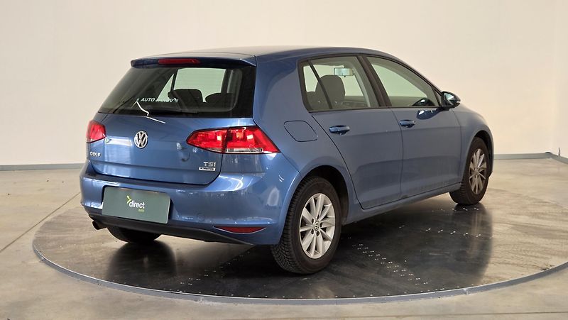 Volkswagen Golf - fotka 4 z 6