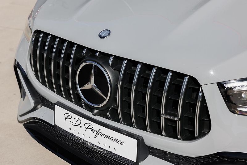Mercedes-Benz GLE (2024)  GLE 53 AMG SUV 4Matic+ - fotka 12 z 61