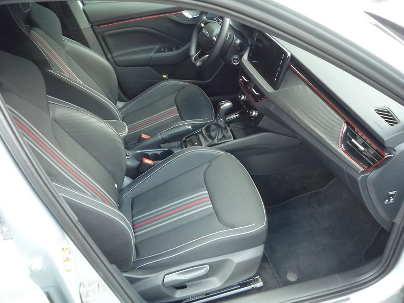 Škoda Scala (2025) 1,5TSi 110kW DSG MONTE CARLO - fotka 19 z 26