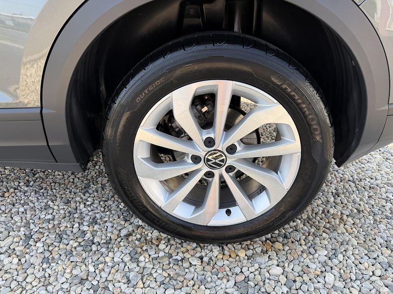 Volkswagen T-Roc 1,5 TSi/110kW LIFE - DSG,TZ,.. - fotka 57 z 64