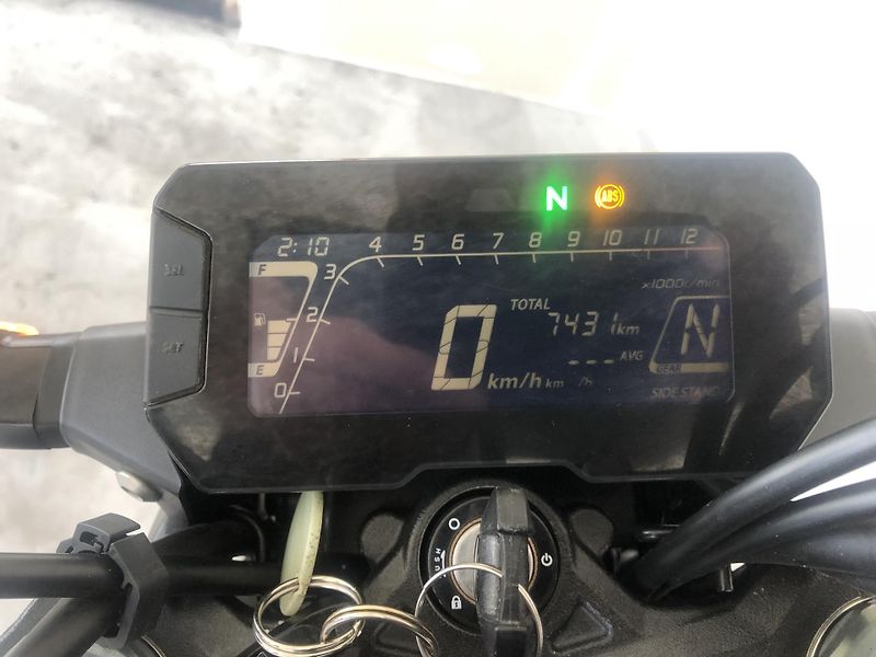 Honda CB 125 R Neo Sports Café - fotka 18 z 19