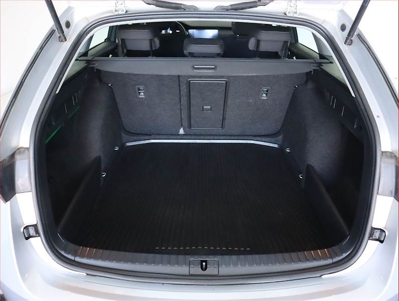 Škoda Octavia (2022) Ambition 2.0 TDI - fotka 14 z 19