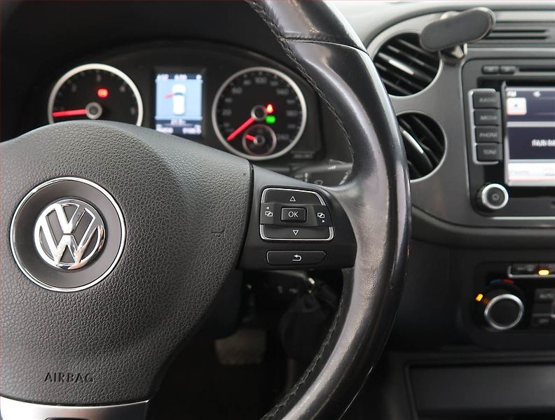 Volkswagen Tiguan (2013) 2.0 TDI, 4X4, Automat - fotka 19 z 22