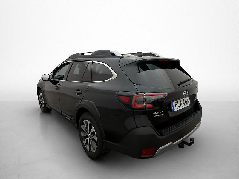 Subaru Outback 2.5i 4WD Touring + tažné - fotka 7 z 32