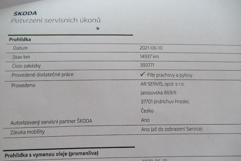 Škoda Octavia 1.8 TSi KLIMA TAŽNÉ 1.MAJ. - fotka 23 z 26