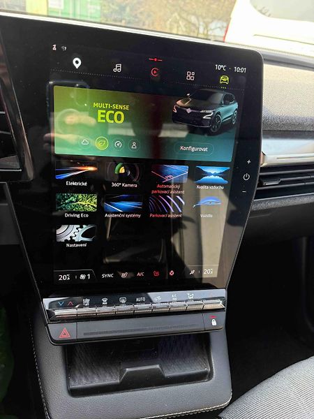 Renault Mégane (2023) E-Tech Ev60 220k Techno 94%SOH - fotka 15 z 28