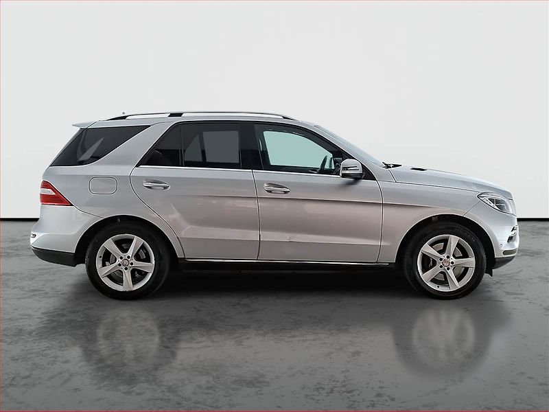 Mercedes-Benz Třídy M (2013) ML 350, 4X4, Automat, Kůže - fotka 6 z 22