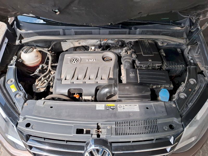 Volkswagen Sharan (2012) TDI 2,0/110 kW 7-míst - fotka 13 z 37