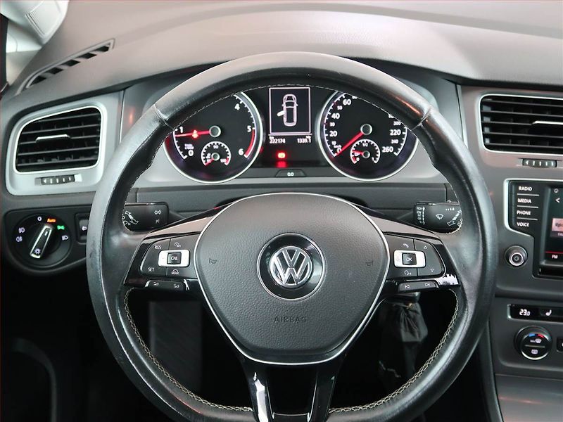 Volkswagen Golf (2015) Comfortline 2.0 TDI - fotka 20 z 21