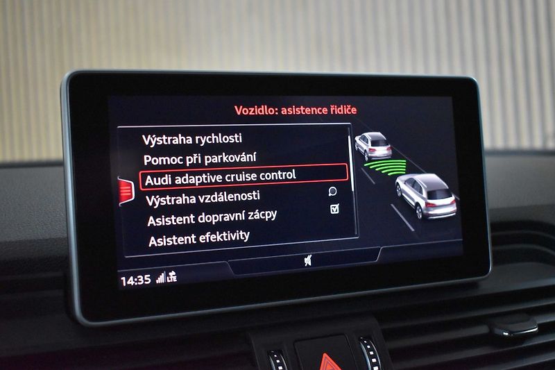 Audi Q5 40 TDI S-LINE* REZERVACE - fotka 28 z 38