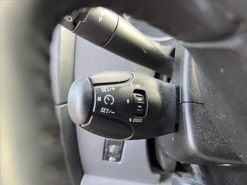 Fiat Scudo 2,0 JTD L2 PANORAMA 8.MÍST - fotka 22 z 41