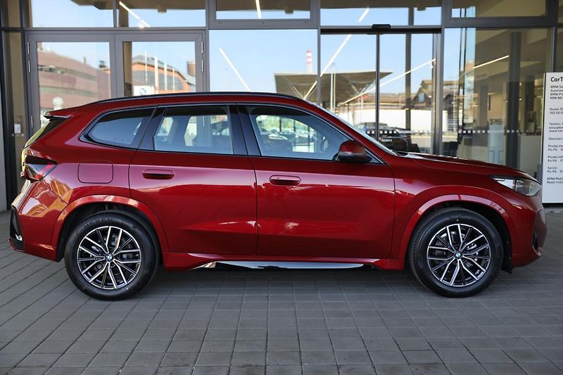 BMW X1 xDrive20d - fotka 4 z 17