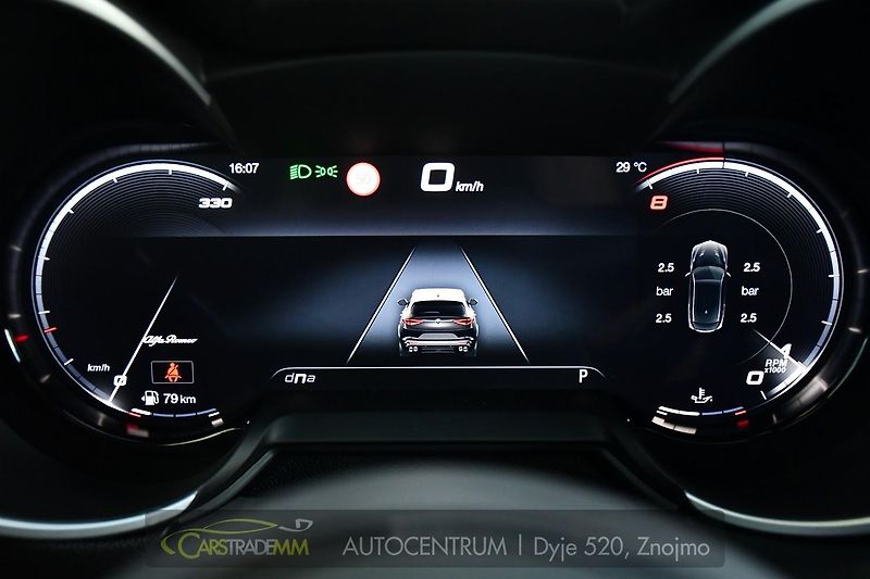 Alfa Romeo Stelvio 2.9V6 Bi-T.382 kW QUADRIFOGLIO - fotka 33 z 56