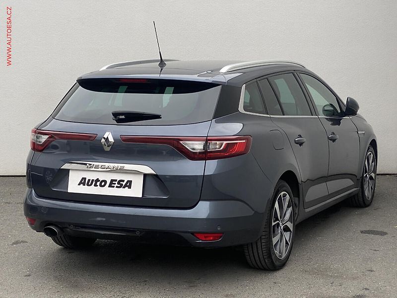Renault Mégane (2017) 1.2 TCe, Intense, LED, navi - fotka 4 z 19