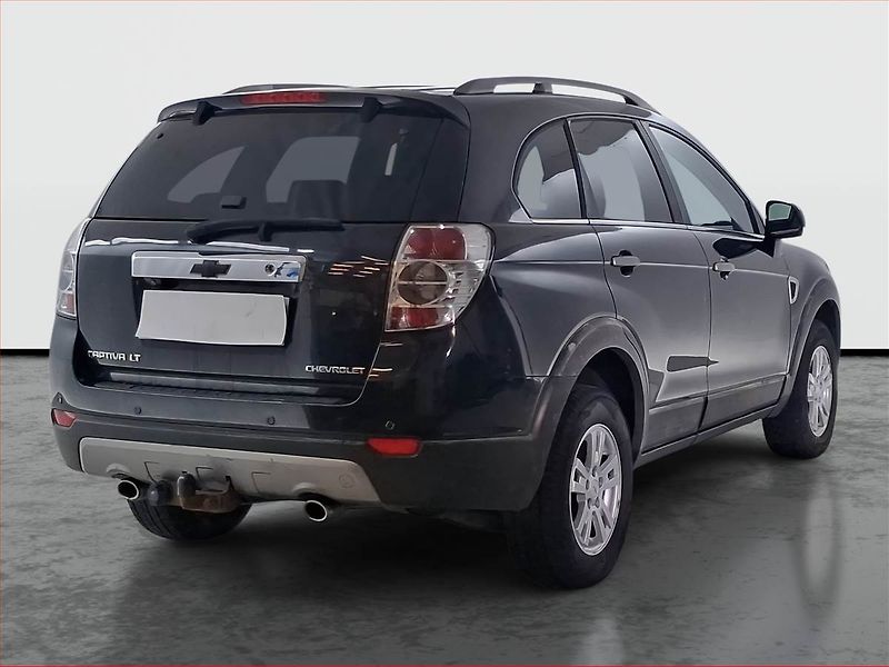 Chevrolet Captiva (2010) 2.0 D, 4X4, Automat, 7 míst - fotka 5 z 19
