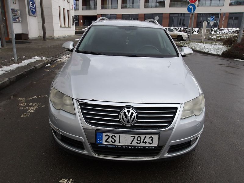 Volkswagen Passat 2,0TDi 125kW Na OPRAVU !!! - fotka 5 z 29