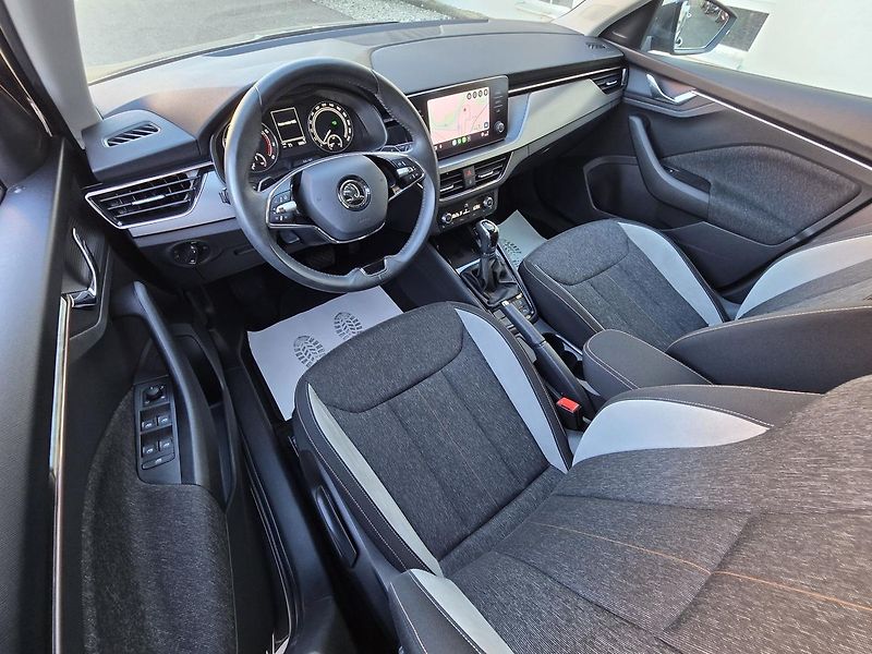 Škoda Scala 110kW DSG STYLE ČR -DPH - fotka 9 z 44