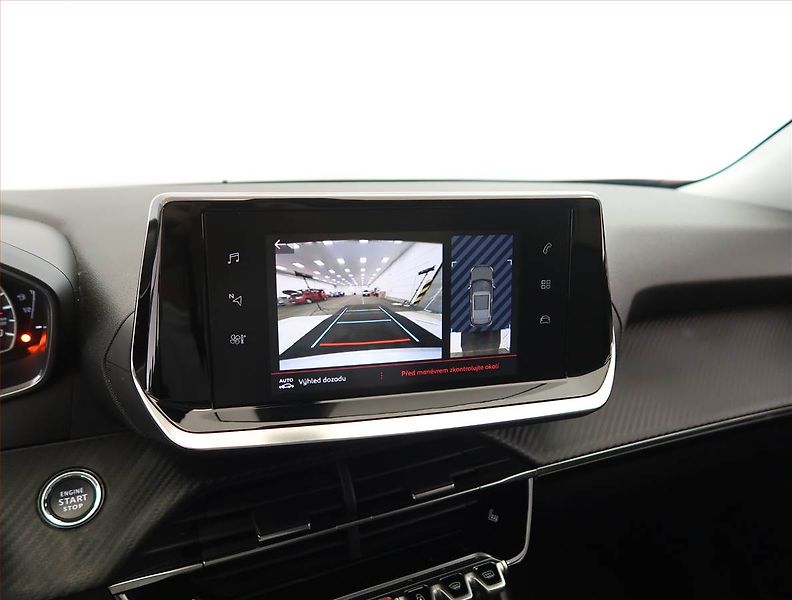 Peugeot 2008 (2022) 1.2 PureTech, Automat, ČR - fotka 18 z 25