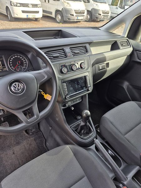Volkswagen Caddy (2018) 2.0Tdi Maxi po rozvodech - fotka 16 z 24