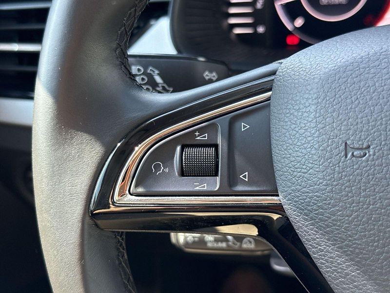 Škoda Kamiq (2020) 1.5 TSI Style - fotka 22 z 31