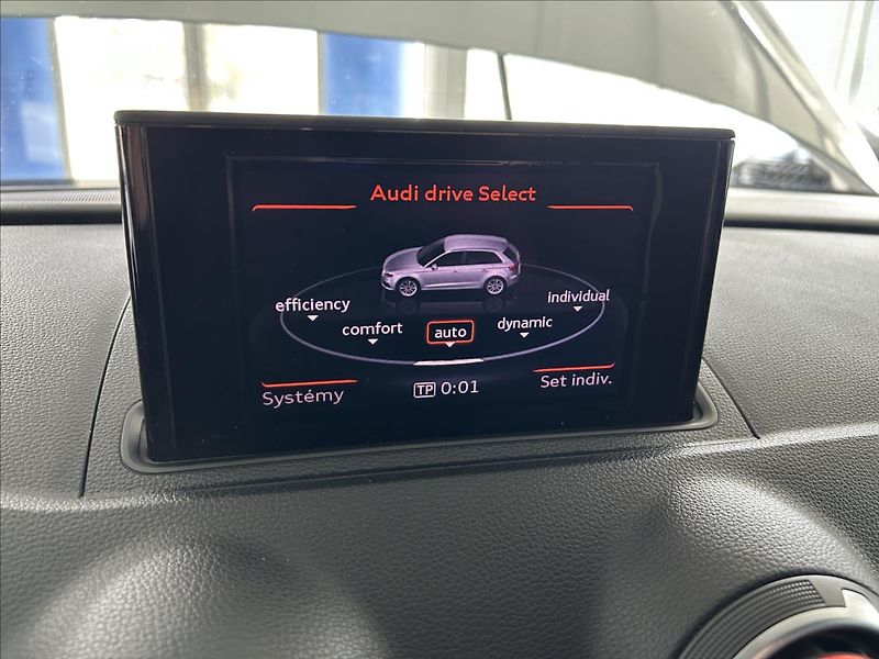 Audi A3 2,0   TDI 110kW,S-LINE,SPORTBA - fotka 18 z 35
