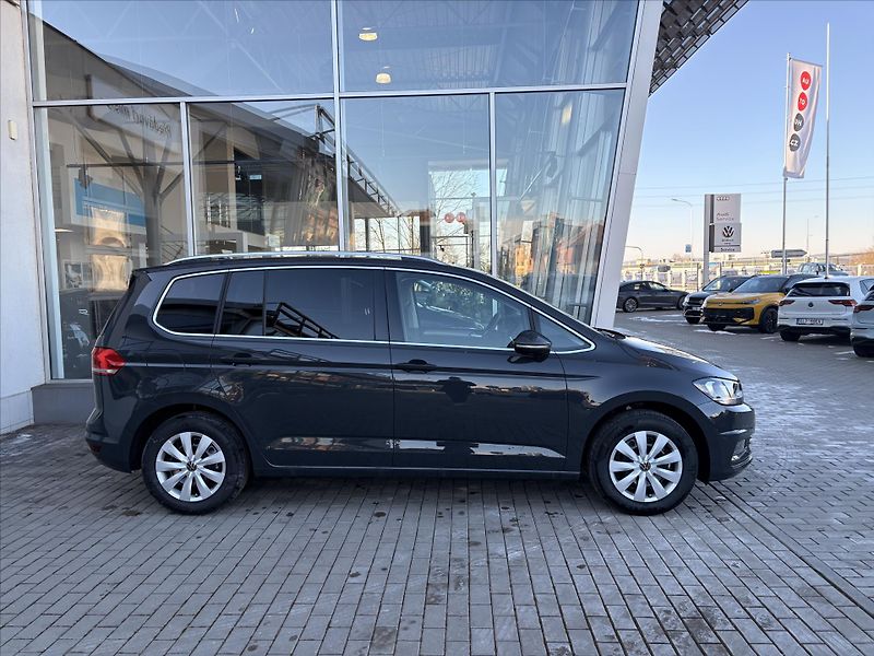 Volkswagen Touran (2025) 1,5 TSI EVO2 6G  CL - fotka 4 z 15