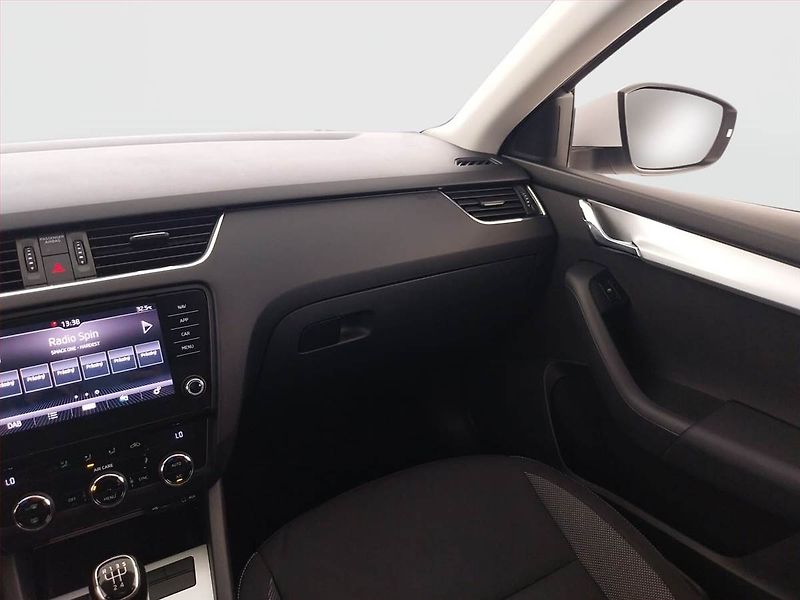Škoda Octavia (2017) Ambition Plus 1.6 TDI - fotka 8 z 20