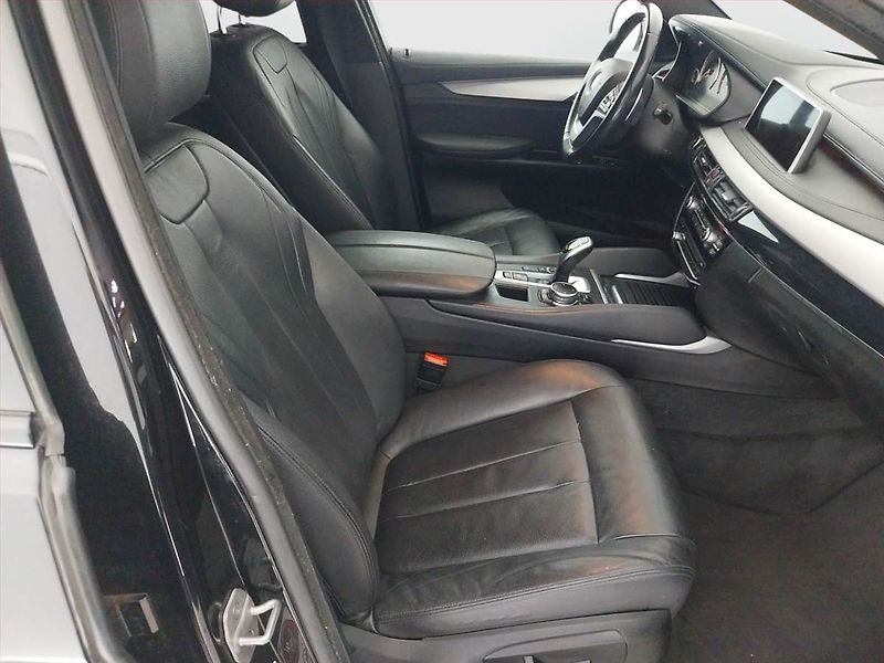 BMW X6 (2015) xDrive30d, 4X4, Automat - fotka 9 z 23
