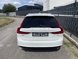 Volvo V90 (2019) 2.0 D4 140kW MOMENTUM - náhled 8