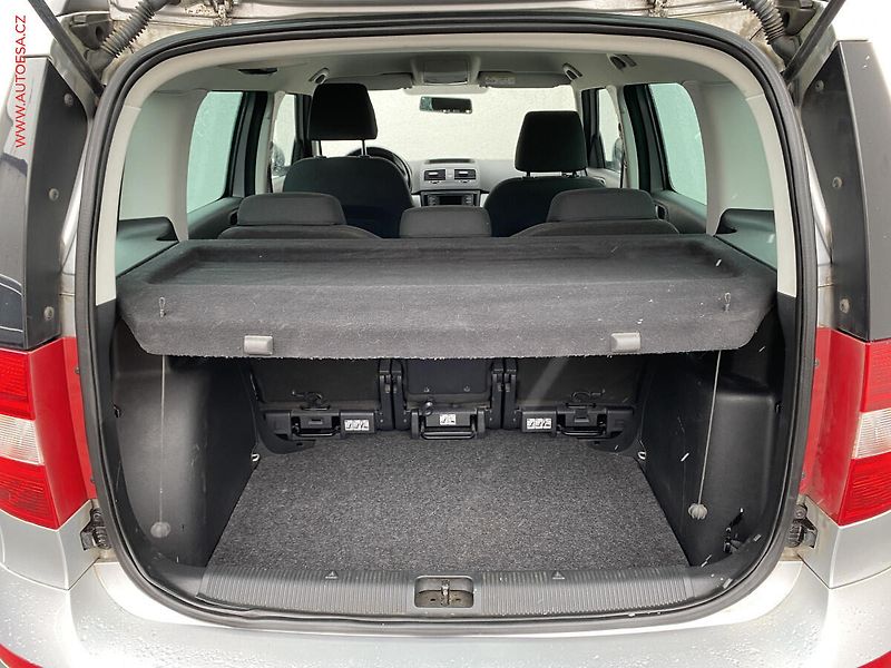 Škoda Yeti (2015) 1.2 TSi, Active, +sada kol - fotka 7 z 17