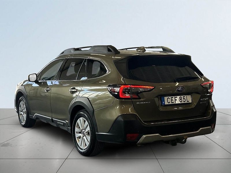 Subaru Outback 2.5i 4WD Comfort + tažné - fotka 5 z 15
