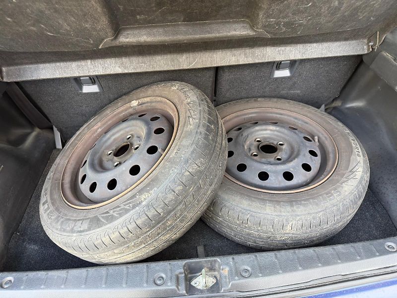 Subaru Justy 1,3 G3X 4WD  - fotka 9 z 17