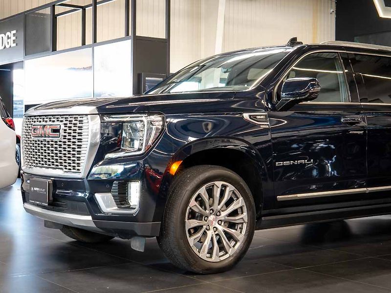 GMC Yukon (2021) 6.2 XL Denali Ultimate Air 4WD - fotka 14 z 44