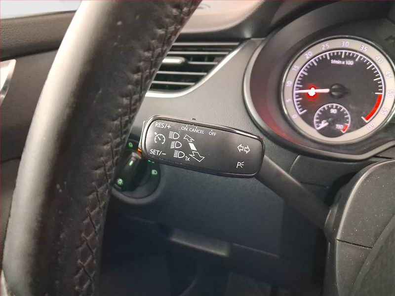 Škoda Octavia (2017) 2.0 TDI, Automat, Tempomat - fotka 17 z 23