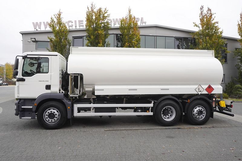 MAN TGM (2015) 26.340 6x2/4 / Magyar fuel tan - fotka 2 z 24