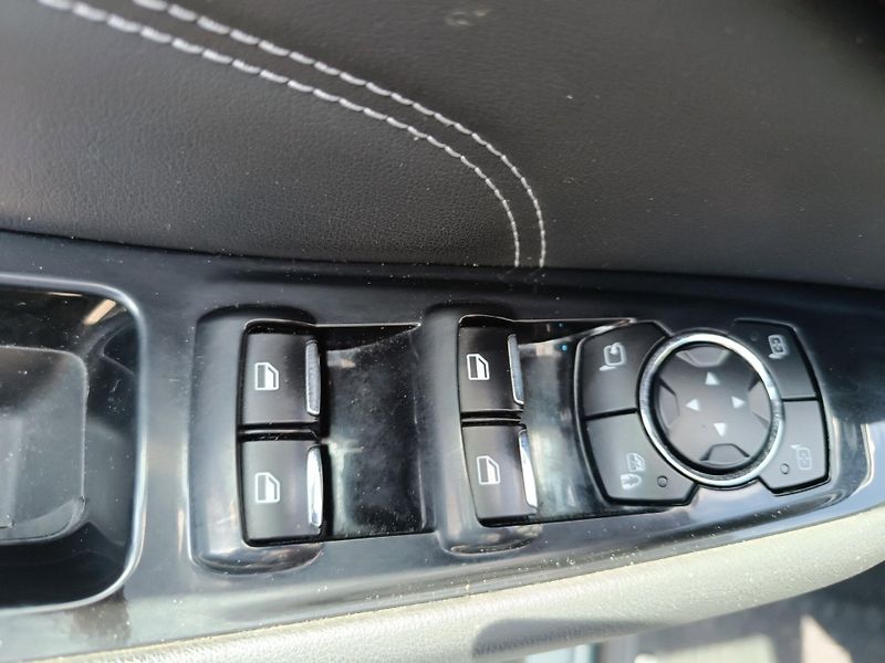 Ford S-MAX (2015) Titanium , 132KW, ČR , 4x4 , 7 - fotka 14 z 20