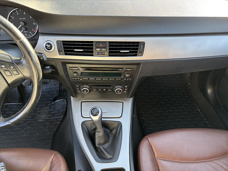 BMW Řada 3 Bmw 318D  - fotka 16 z 20