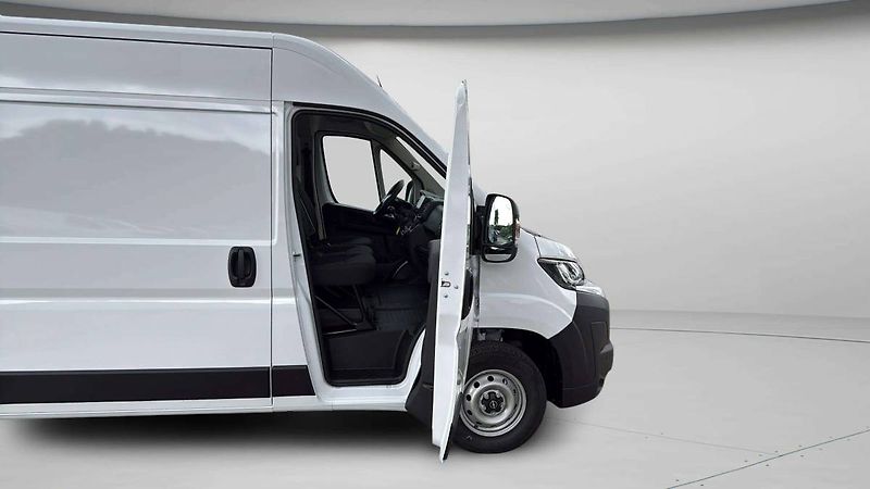 Opel Movano (2026) Van 3500 L3H2 2.2 CDTi 140k 6° - fotka 13 z 22