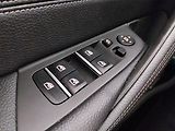 BMW Řada 5 (2023) 530d xDrive - náhled 23