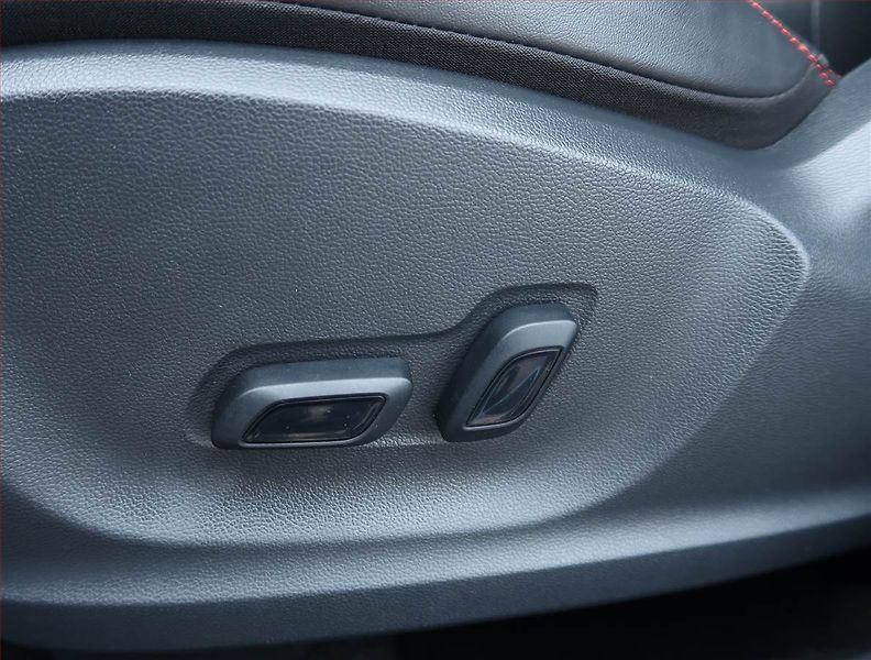 MG ZS (2022) 1.0 Turbo, Automat, Serv.kniha - fotka 22 z 23