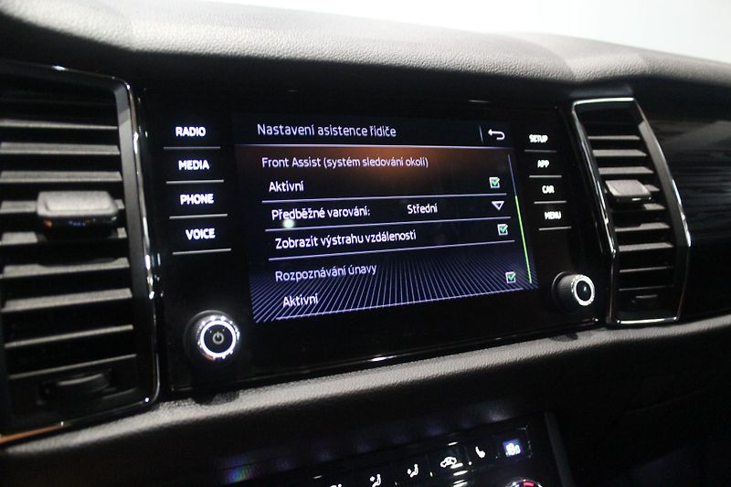 Škoda Kodiaq (2019) Scout 4x4 140kW Webasto - fotka 24 z 27