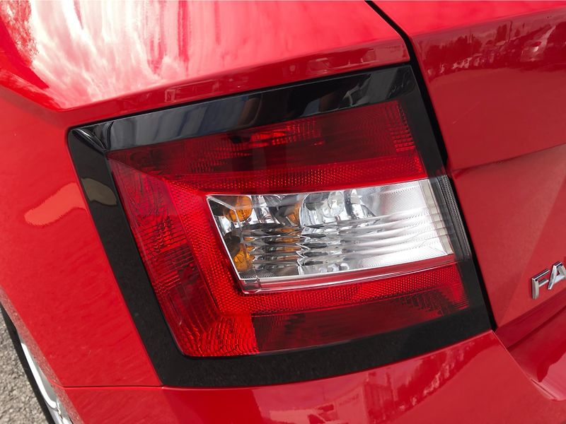 Škoda Fabia III Ambition 1.0 MPI /44kW - fotka 25 z 28