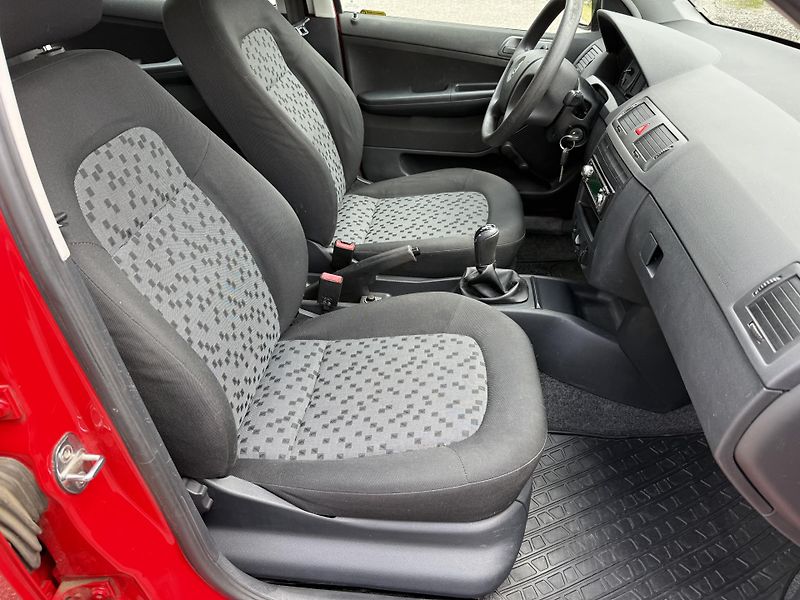 Škoda Fabia 1,4i Tažné - fotka 12 z 19