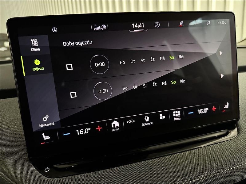 Škoda Enyaq IV80 ACC TAŽNÉ MATRIX LED - fotka 29 z 47