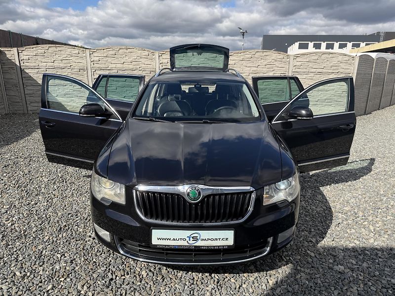 Škoda Superb 2.0TDi 170PS 6R 4x4 0% KOROZE! - fotka 140 z 157