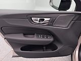 Volvo XC60 (2026) B5 AWD AUT DARK ULTRA - náhled 7