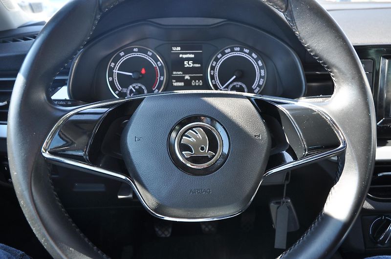 Škoda Scala 1.0TSi 85kW Style - fotka 11 z 18