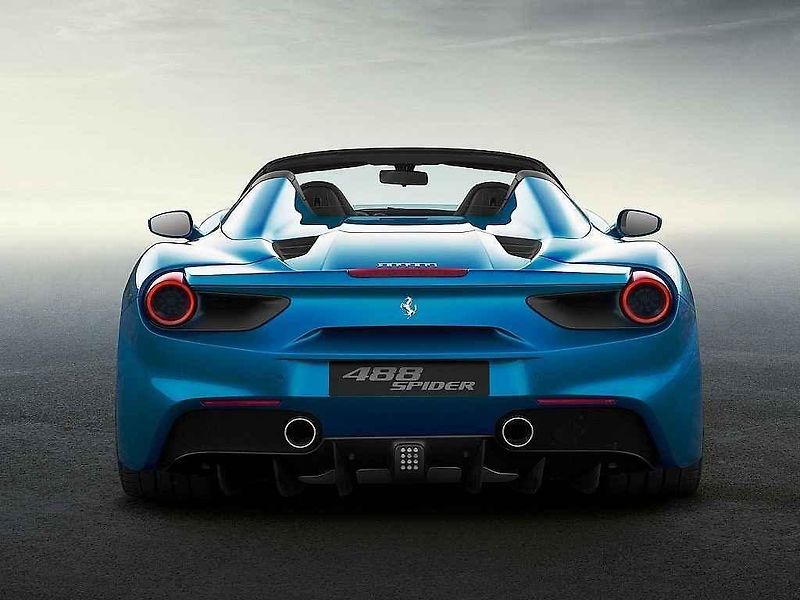 Ferrari 488 Spider.